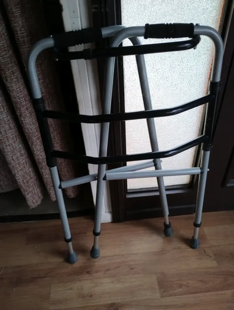 Andador plegable de aluminio para adultos - 3