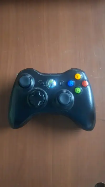 Control inalámbrico Xbox 360 negro - miniatura 1