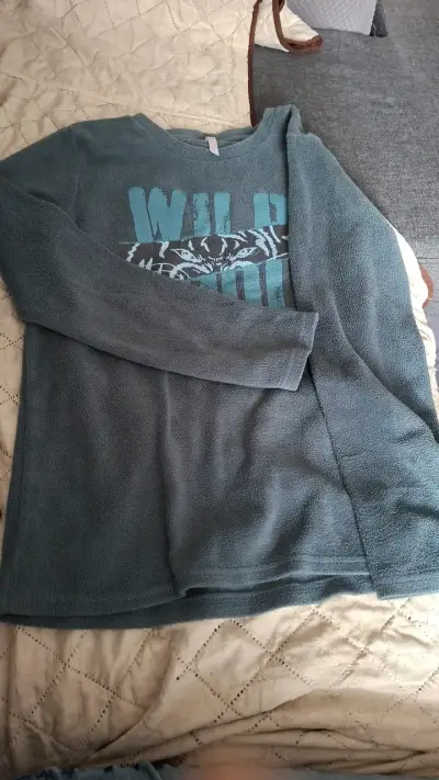 Pijama polar con diseño 'Wild' para mujer - miniatura 1