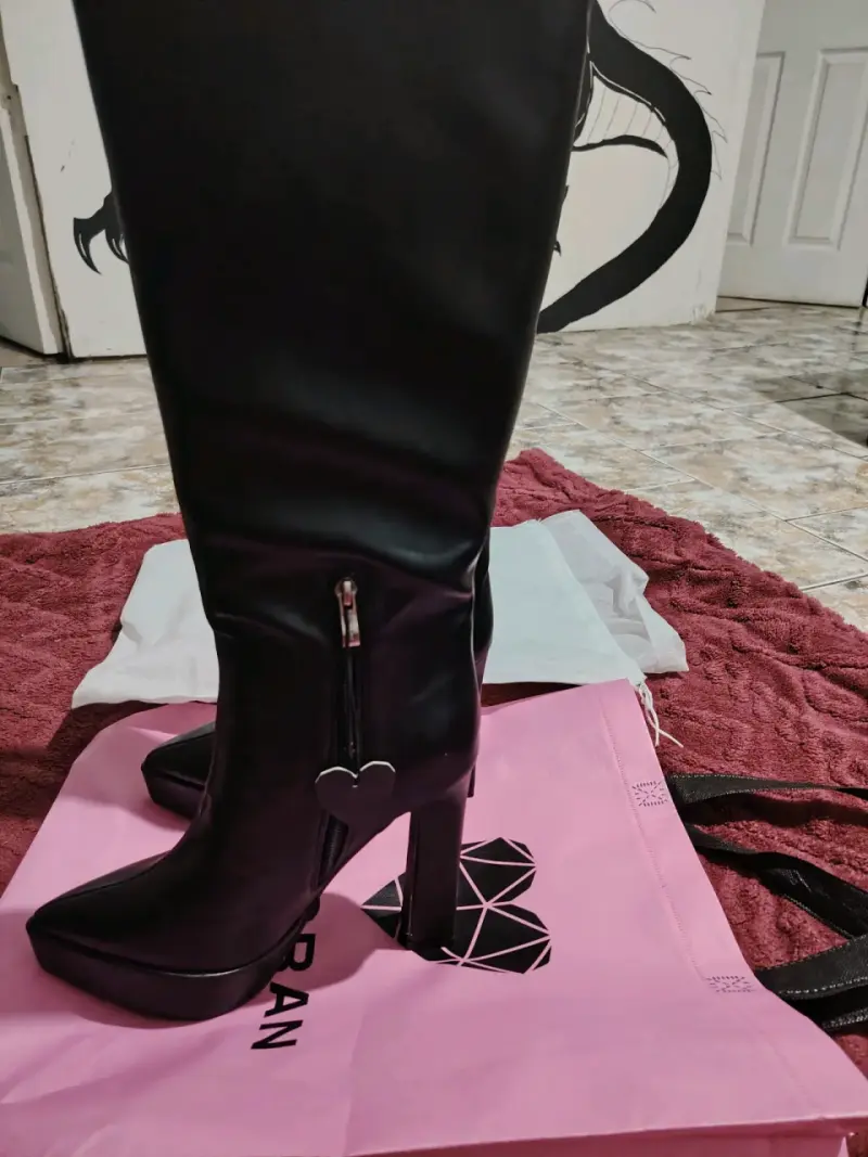 Botas de cuero negras con tacón alto C/Moran - 1