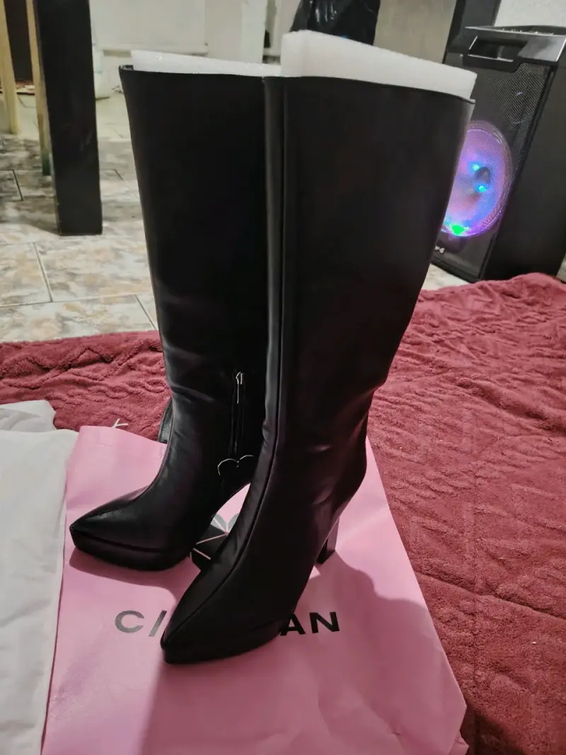 Botas de cuero negras con tacón alto C/Moran - 4