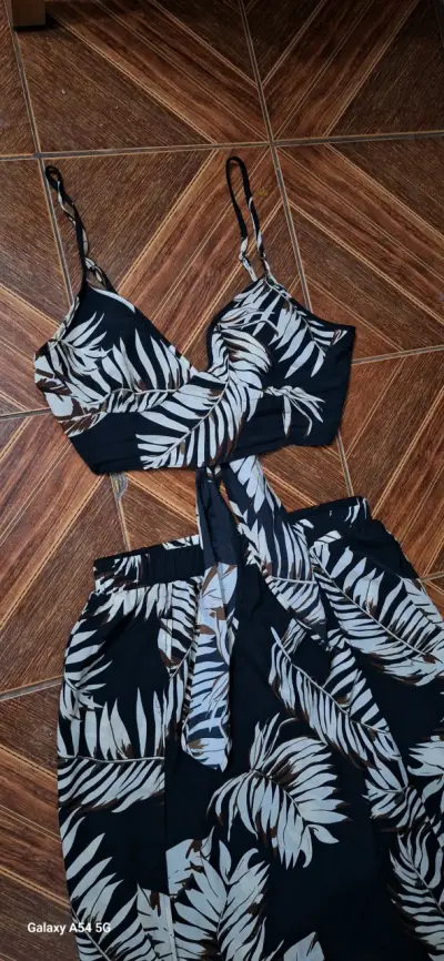 Conjunto de dos piezas estampado tropical TALLA L - miniatura 2