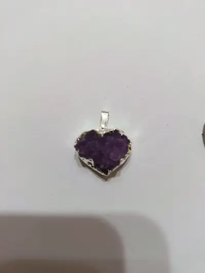 Colgante de amatista en forma de corazón - miniatura 2