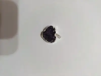 Colgante de amatista en forma de corazón - miniatura 1