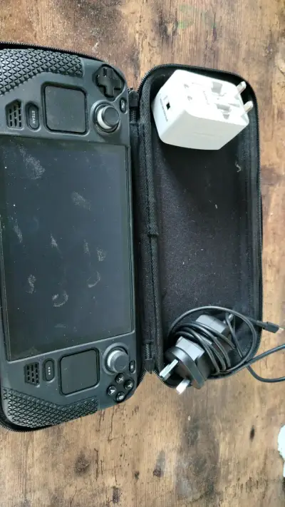 Adaptador de corriente universal compacto - miniatura 6