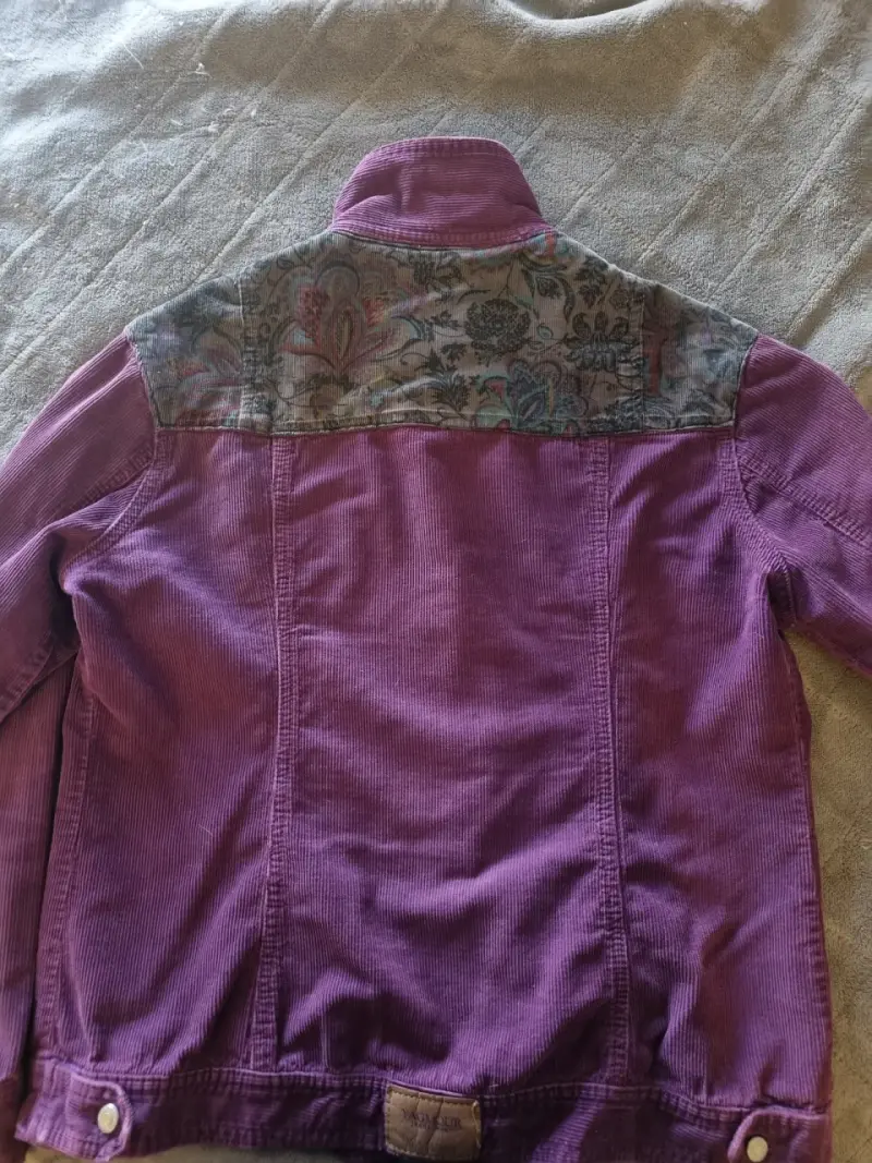 Conjunto falda y chaqueta cotelé estampado unico - 6