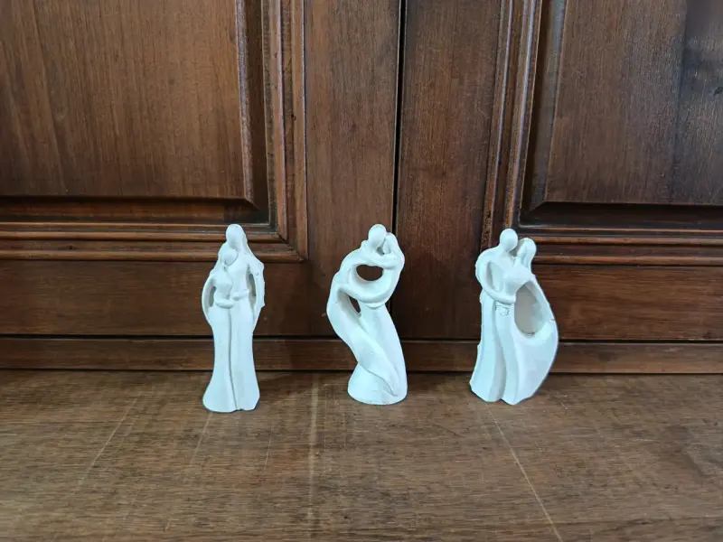Figuras decorativas de yeso blancas - 3