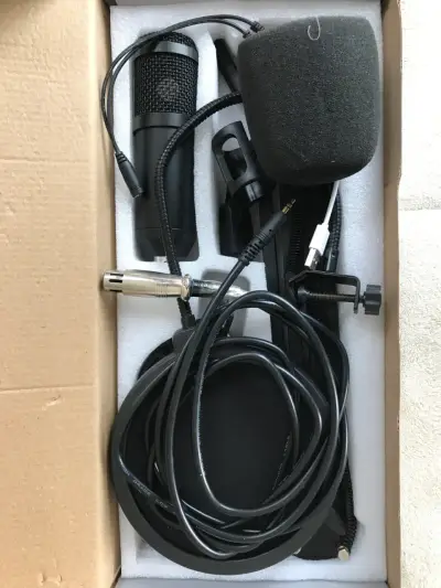 Micrófono condensador USB con atril ajustable - miniatura 3