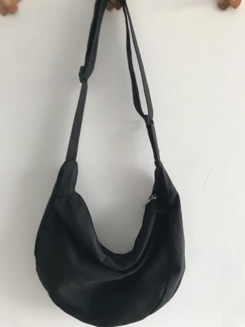 Bolso bandolera negro unisex con cierre - 1