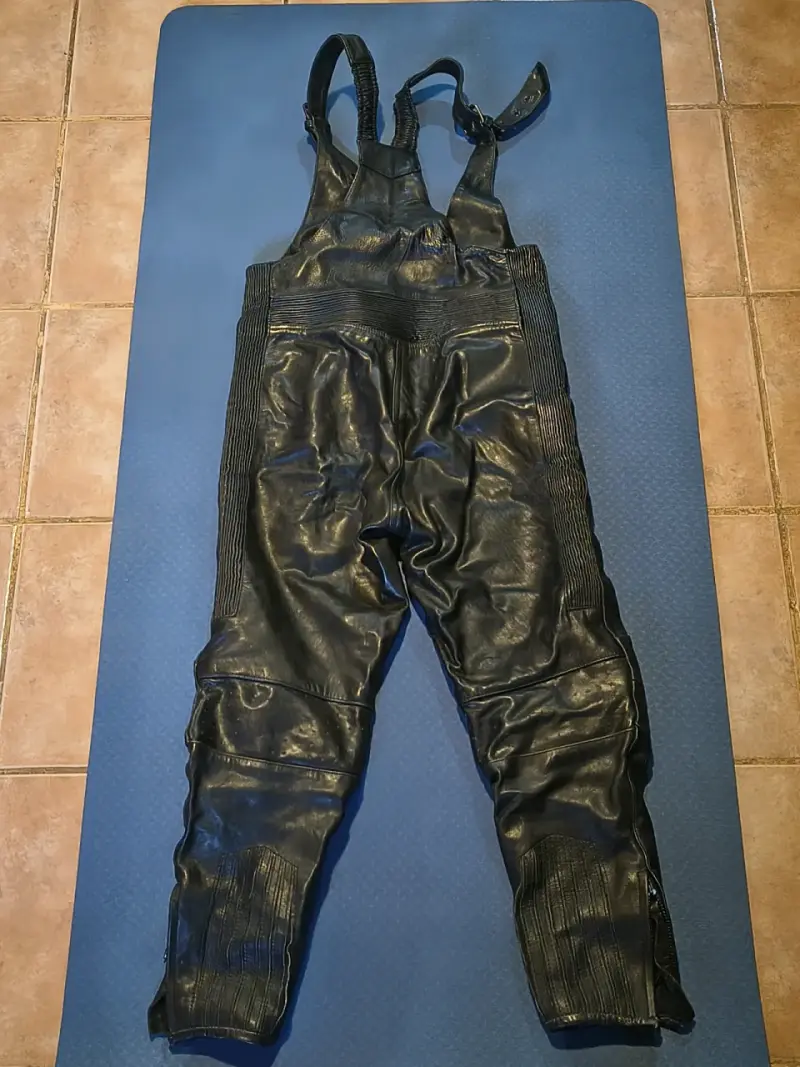 Jardinera de cuero para motociclista - 2