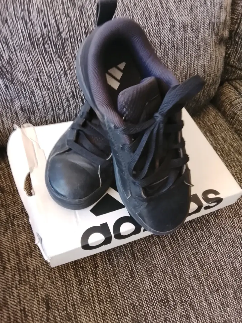 Zapatillas negras Adidas VS Pace 2.0K para niños - 1