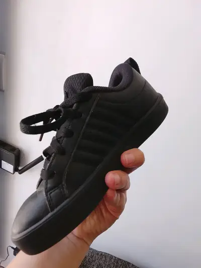 Zapatillas negras Adidas VS Pace 2.0K para niños - miniatura 3
