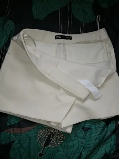 Shorts Falda  blancos de mujer Zara - miniatura 2