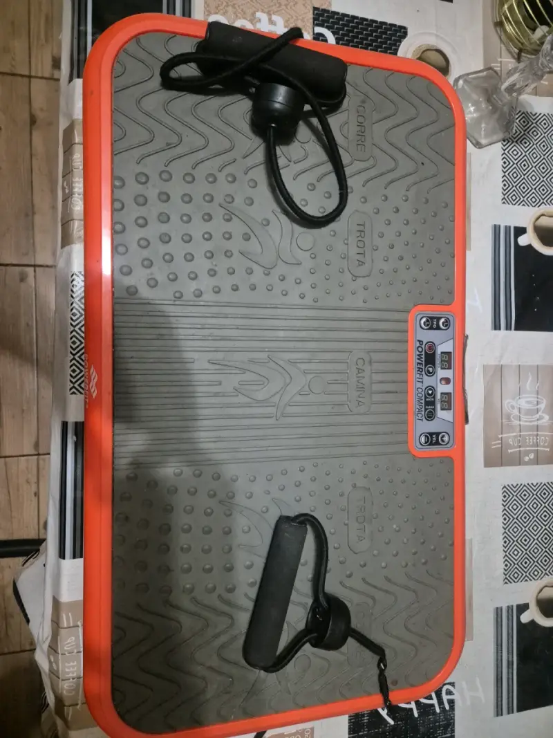 Plataforma vibratoria Powerfit Compact con bandas - 1