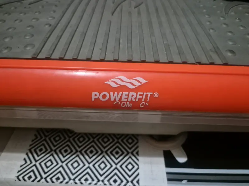 Plataforma vibratoria Powerfit Compact con bandas - 2