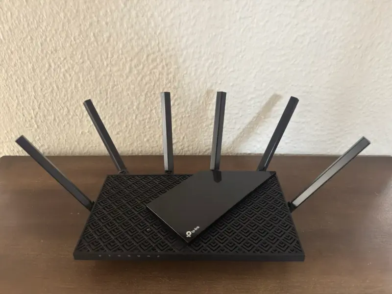 Router Wi-Fi 6 TP-Link Archer AX72 en buen estado - 2