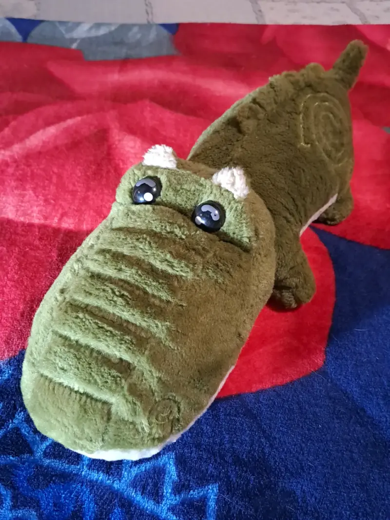Peluche de cocodrilo con sonido - 1