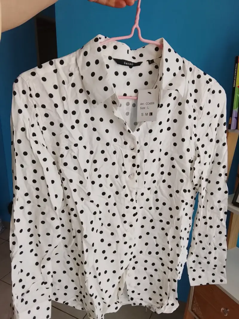 Blusa de lunares blancos y negros G&Gao talla L - 1