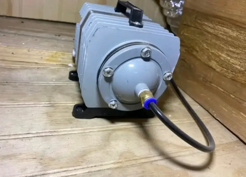 Máquina de corte láser y grabado con compresor - 3