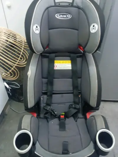 Silla de Auto para Niños Graco Negra - miniatura 4