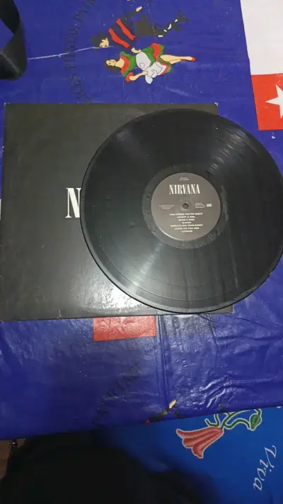 Vinilo Nirvana con portada original - miniatura 3