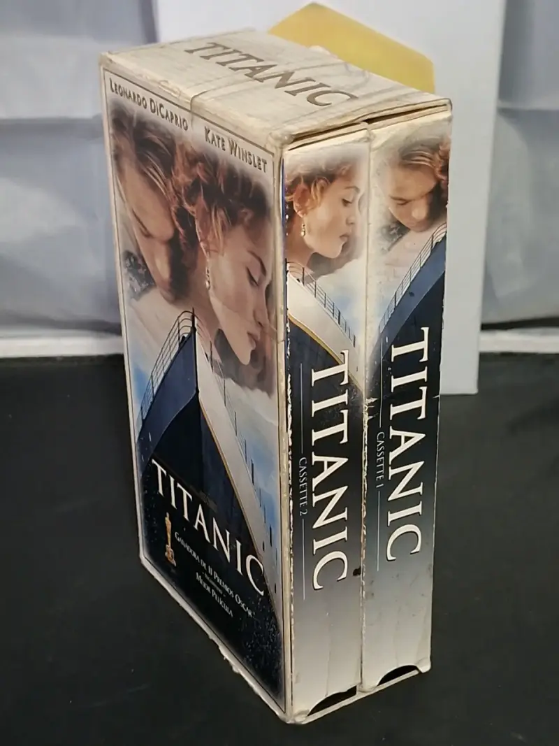 Colección de VHS Titanic Edición Especial - 2