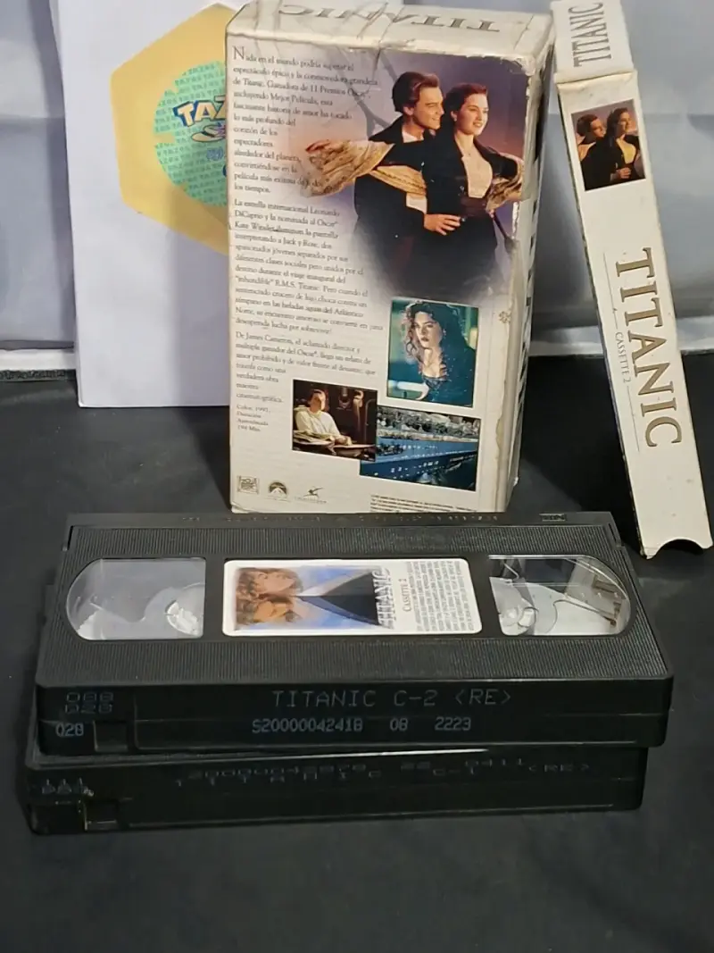 Colección de VHS Titanic Edición Especial - 4