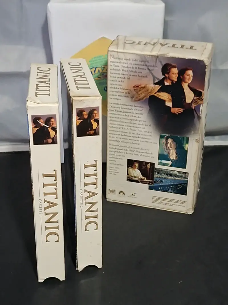 Colección de VHS Titanic Edición Especial - 5