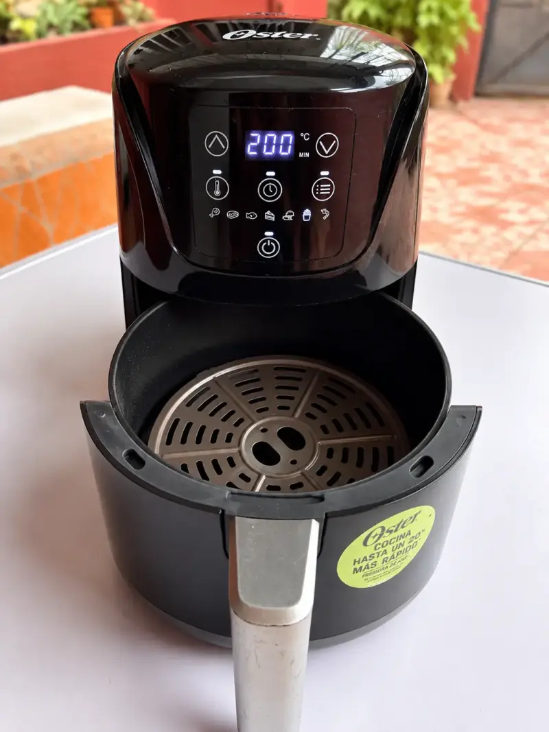 Freidora de Aire Oster Digital 4L – Funcionando - 3