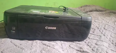 Impresora multifuncional Canon en buen estado - miniatura 1