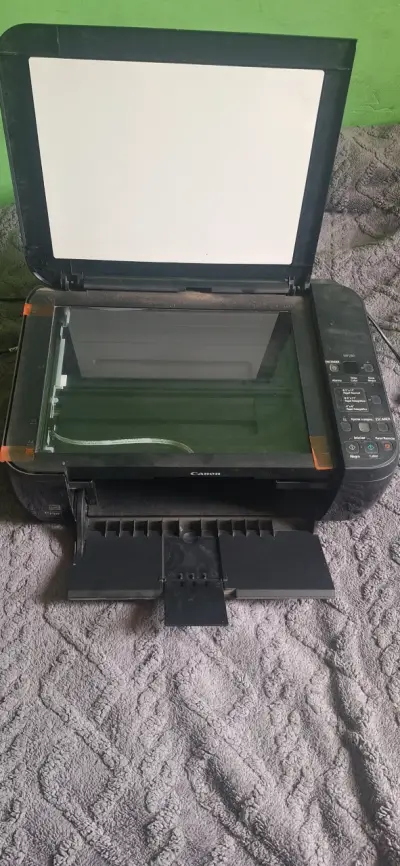 Impresora multifuncional Canon en buen estado - miniatura 2