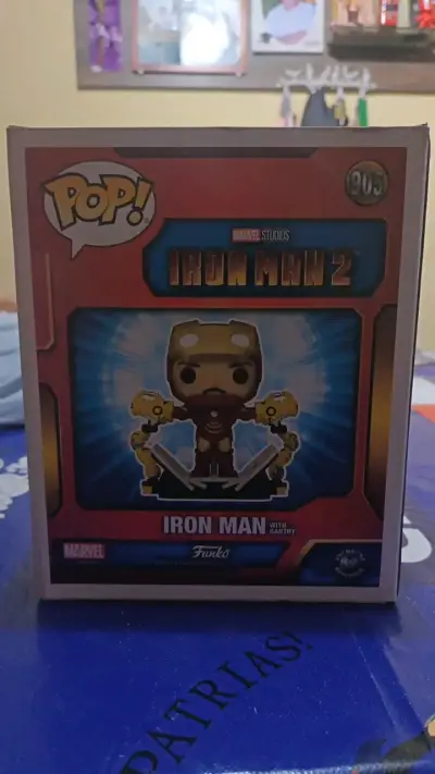 Funko Pop Iron Man con Gantry Edición Especial - miniatura 3
