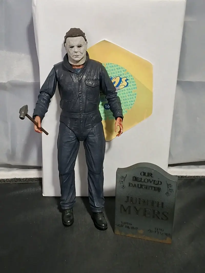Figura de acción Michael Myers con martillo Terror - 3