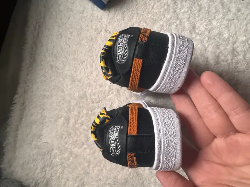 Zapatillas Puma Colección HotWheels - 3