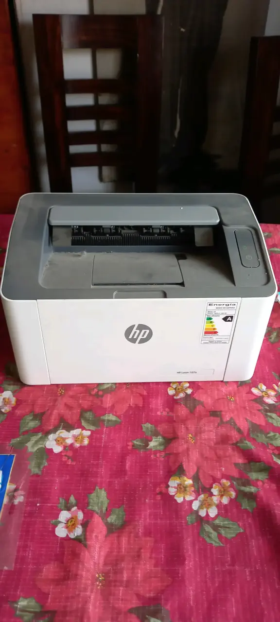 Impresora láser HP Laser 107a en buen estado - 1