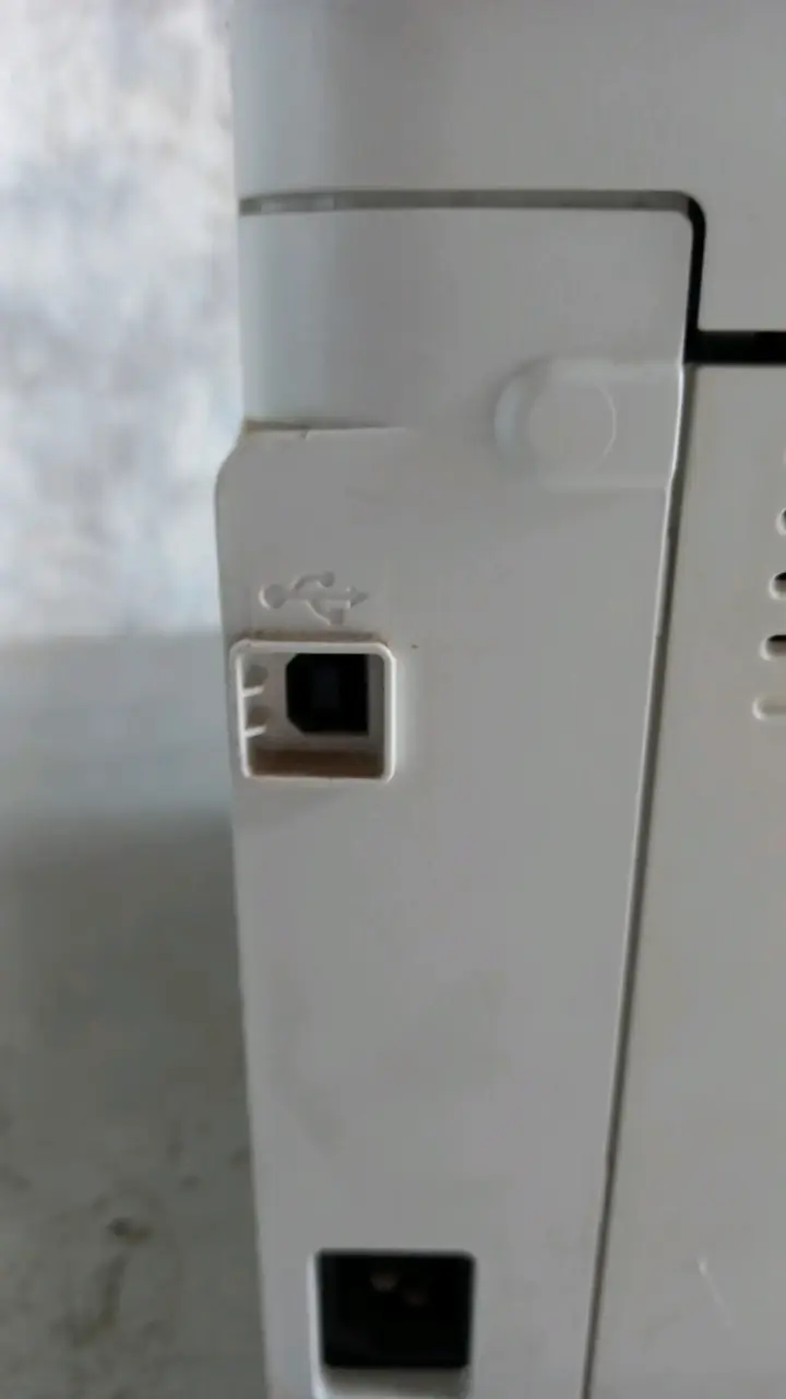 Impresora láser HP Laser 107a en buen estado - 4