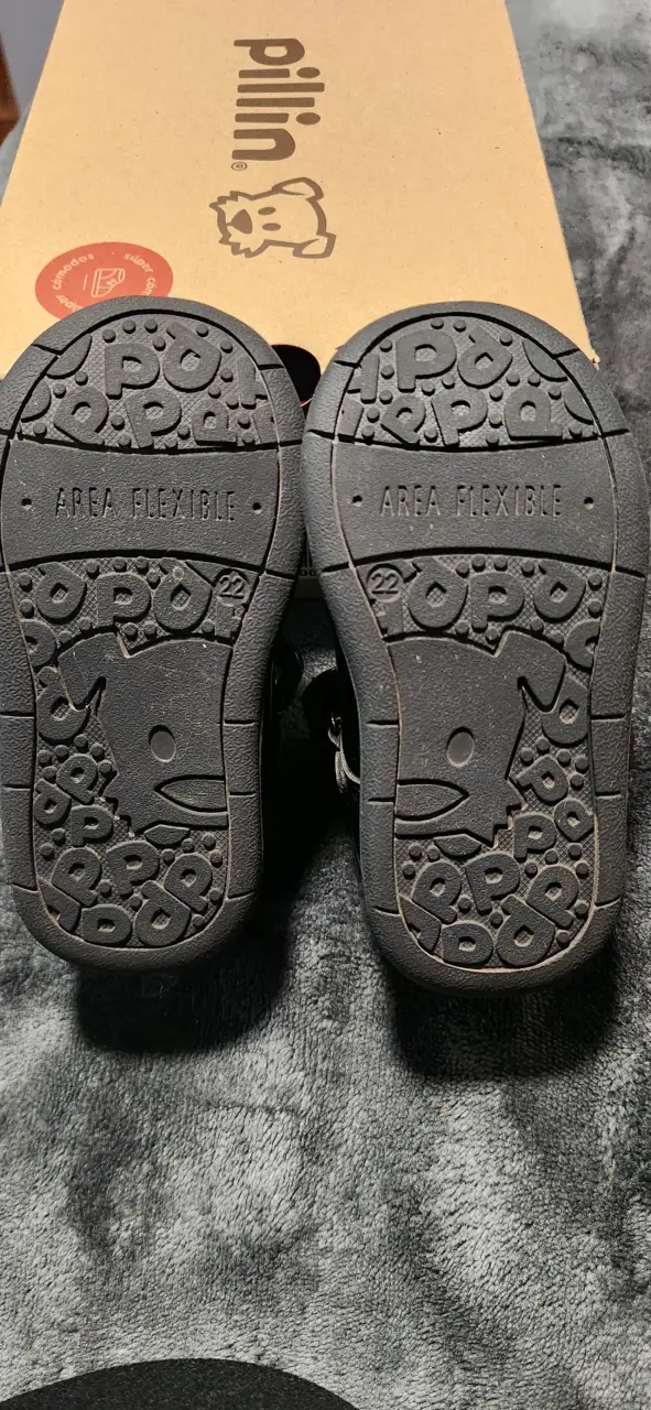 Zapatos de charol para bebé niña Pillin - 2