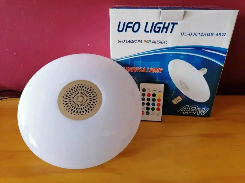 Lámpara LED Musical RGB UFO 48W con Control Remoto - 1