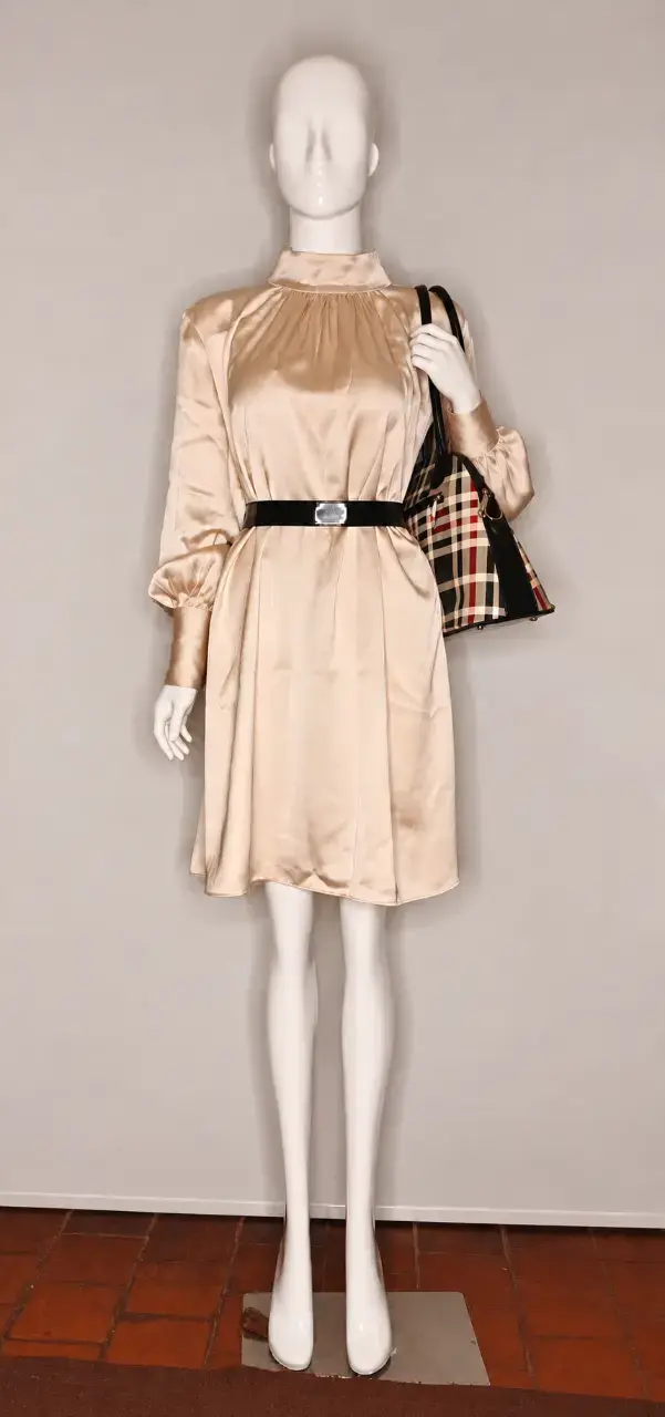 Línea Style - Vestido Satinado Beige H&M XL. - 4