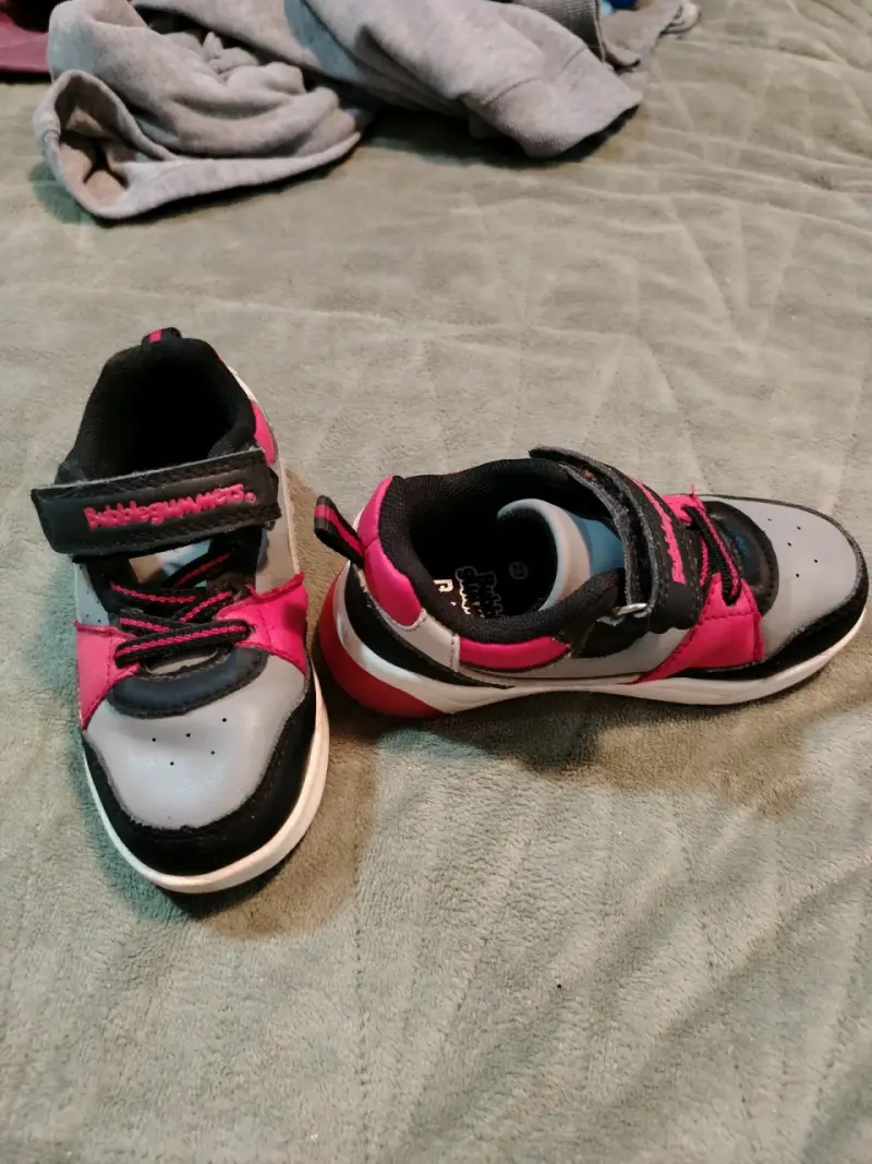 Zapatillas Bubblegummers para niños en varios colores - 3