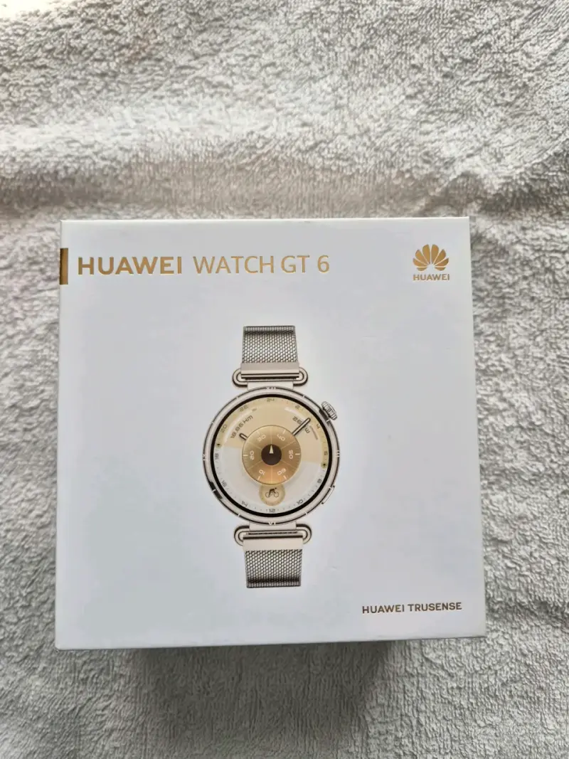 Huawei Watch GT 6 con correa metálica - 1