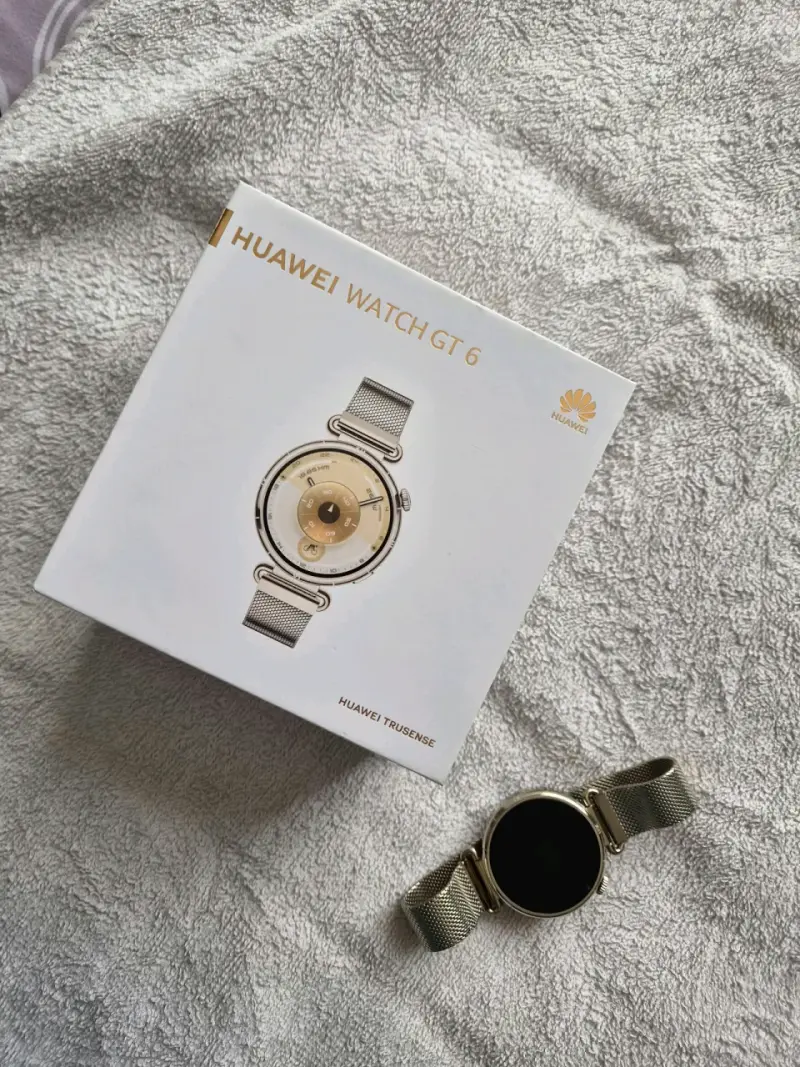 Huawei Watch GT 6 con correa metálica - 3