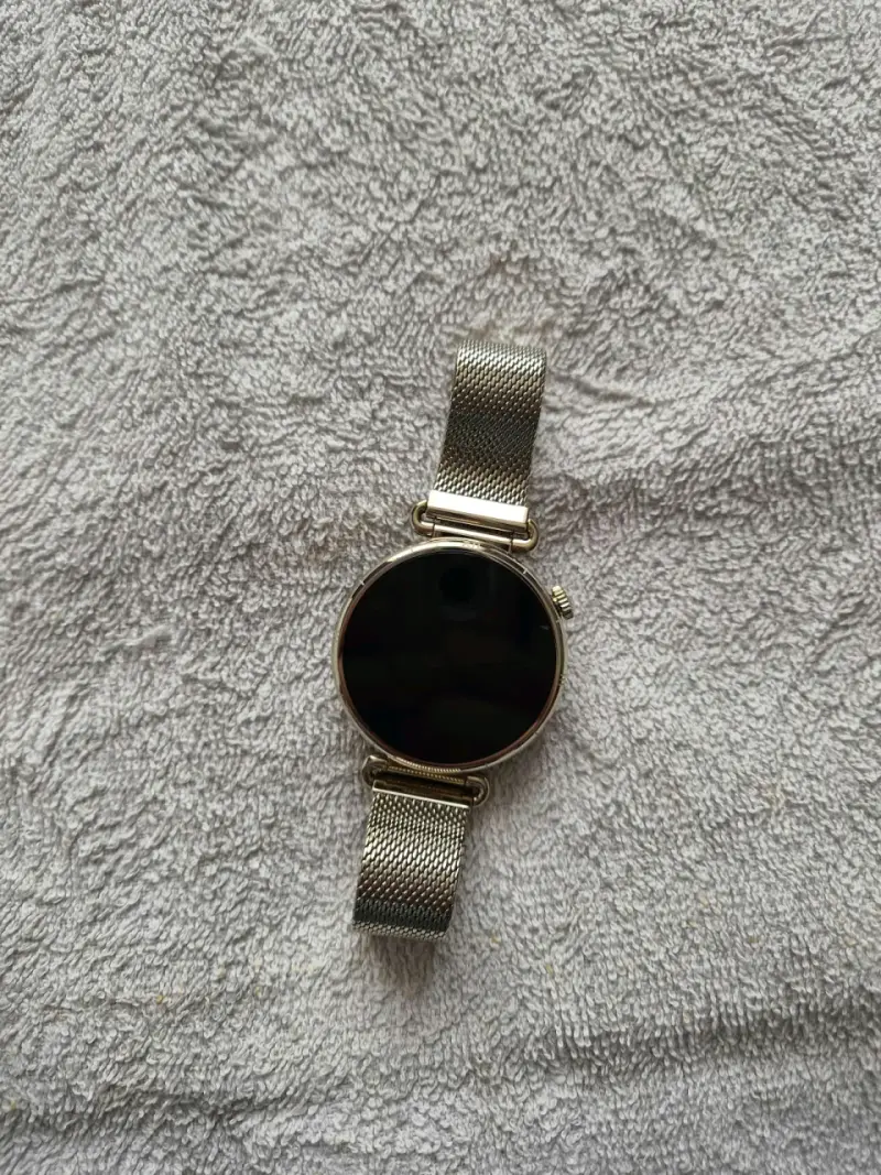Huawei Watch GT 6 con correa metálica - 4