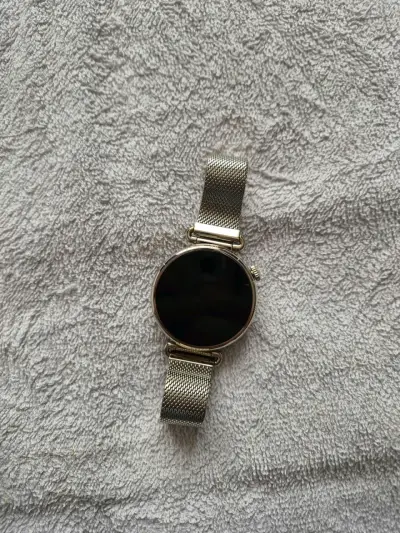 Huawei Watch GT 6 con correa metálica - miniatura 4