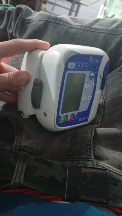 Bomba de infusión Amika Fresenius Kabi - miniatura 3