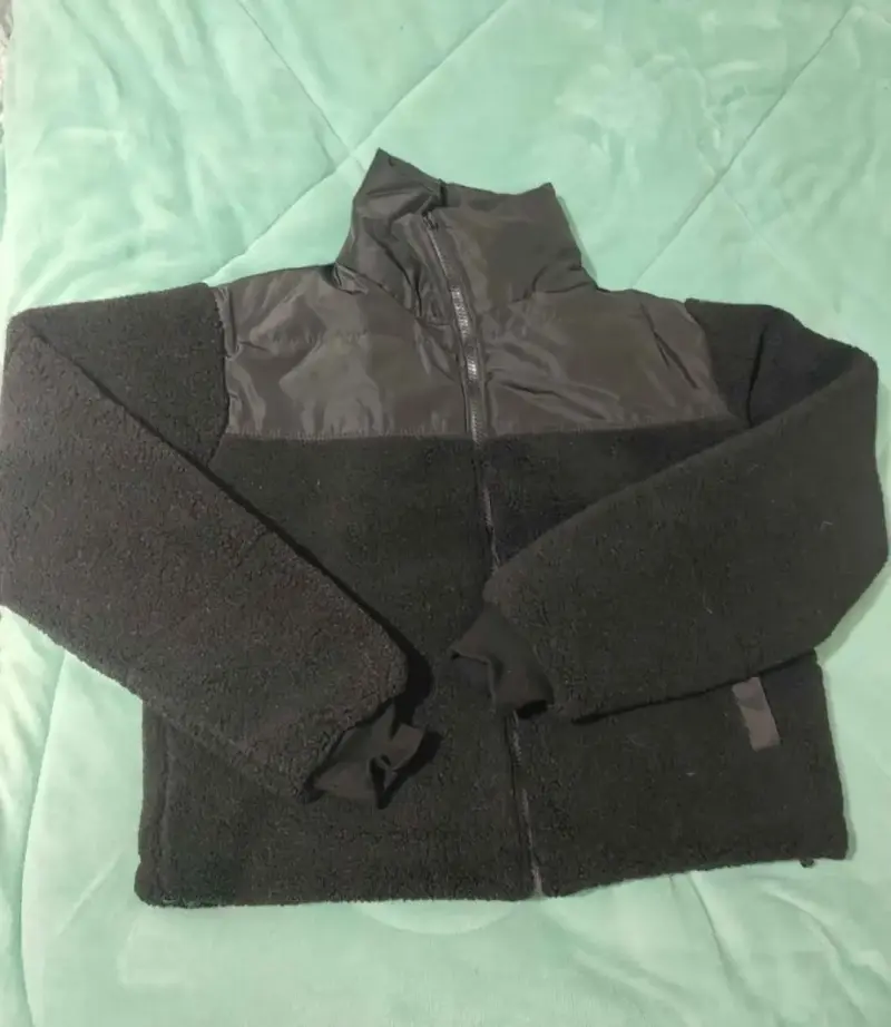 Chaqueta de lana negra con cierre - 2