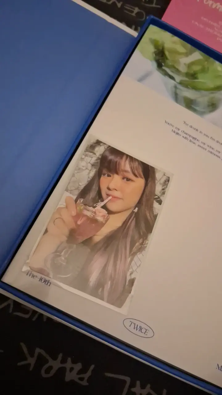 Álbum 'Taste of Love' de TWICE, 10º Mini Álbum - 5