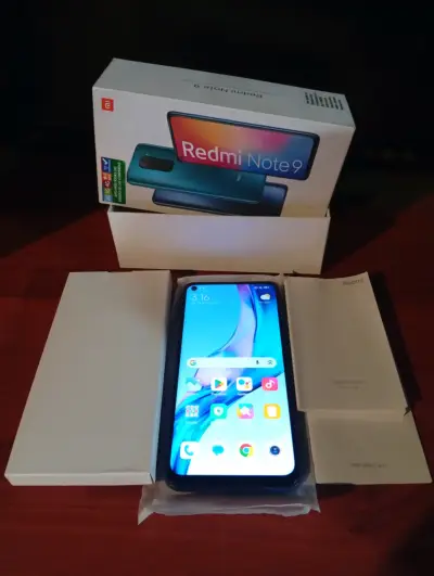 Smartphone Xiaomi Redmi Note 9 con caja - miniatura 1