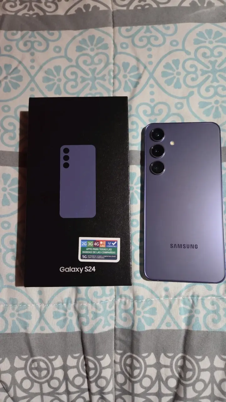 Samsung Galaxy S24 en buen estado - 2