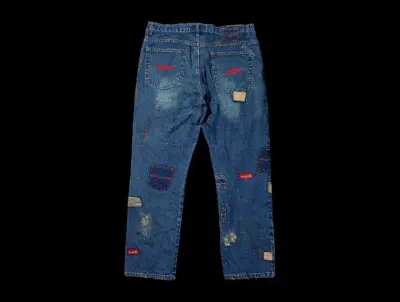 Jeans de mezclilla con parches para hombre - miniatura 2